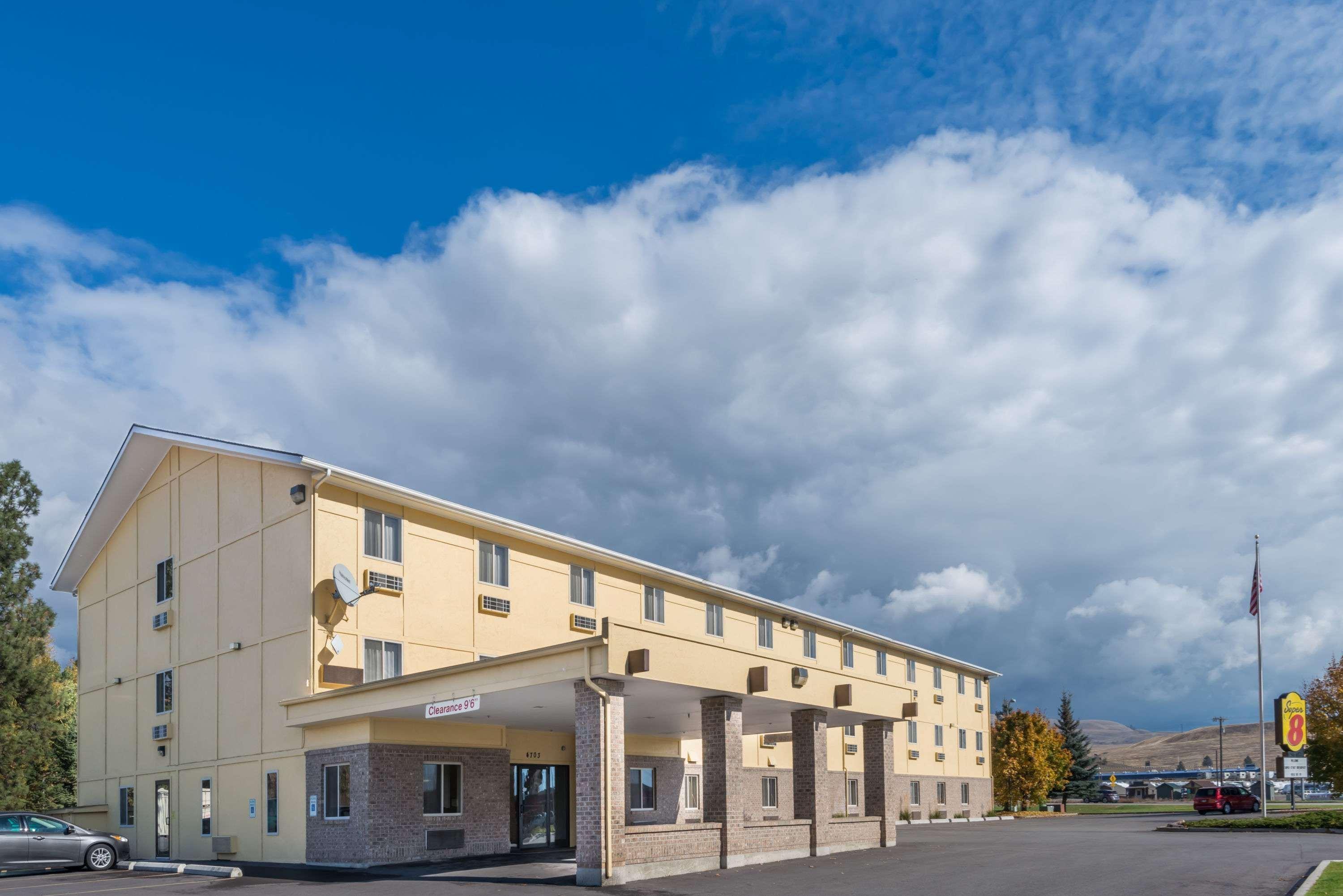Super 8 By Wyndham Missoula/Reserve St. Eksteriør billede