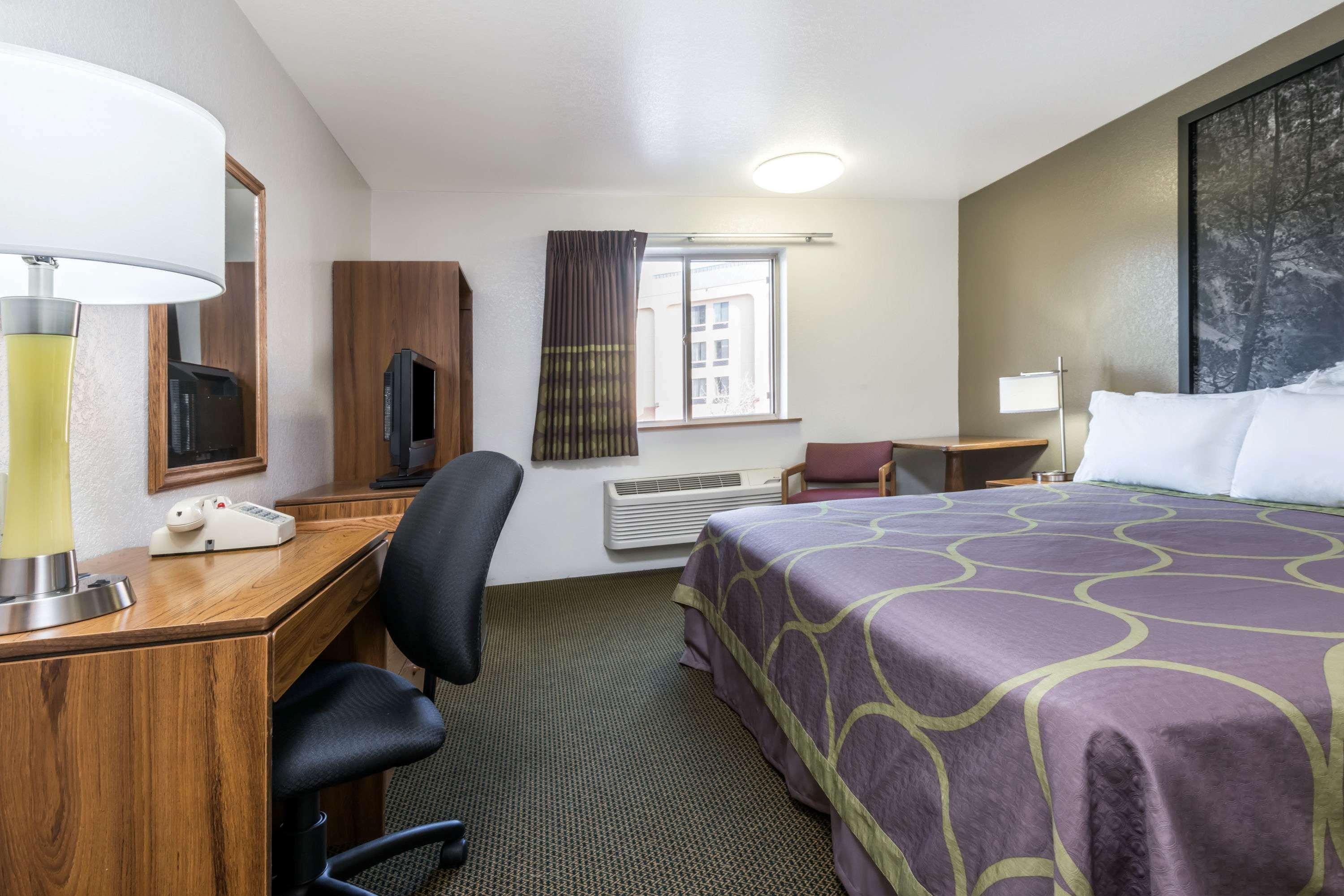 Super 8 By Wyndham Missoula/Reserve St. Eksteriør billede