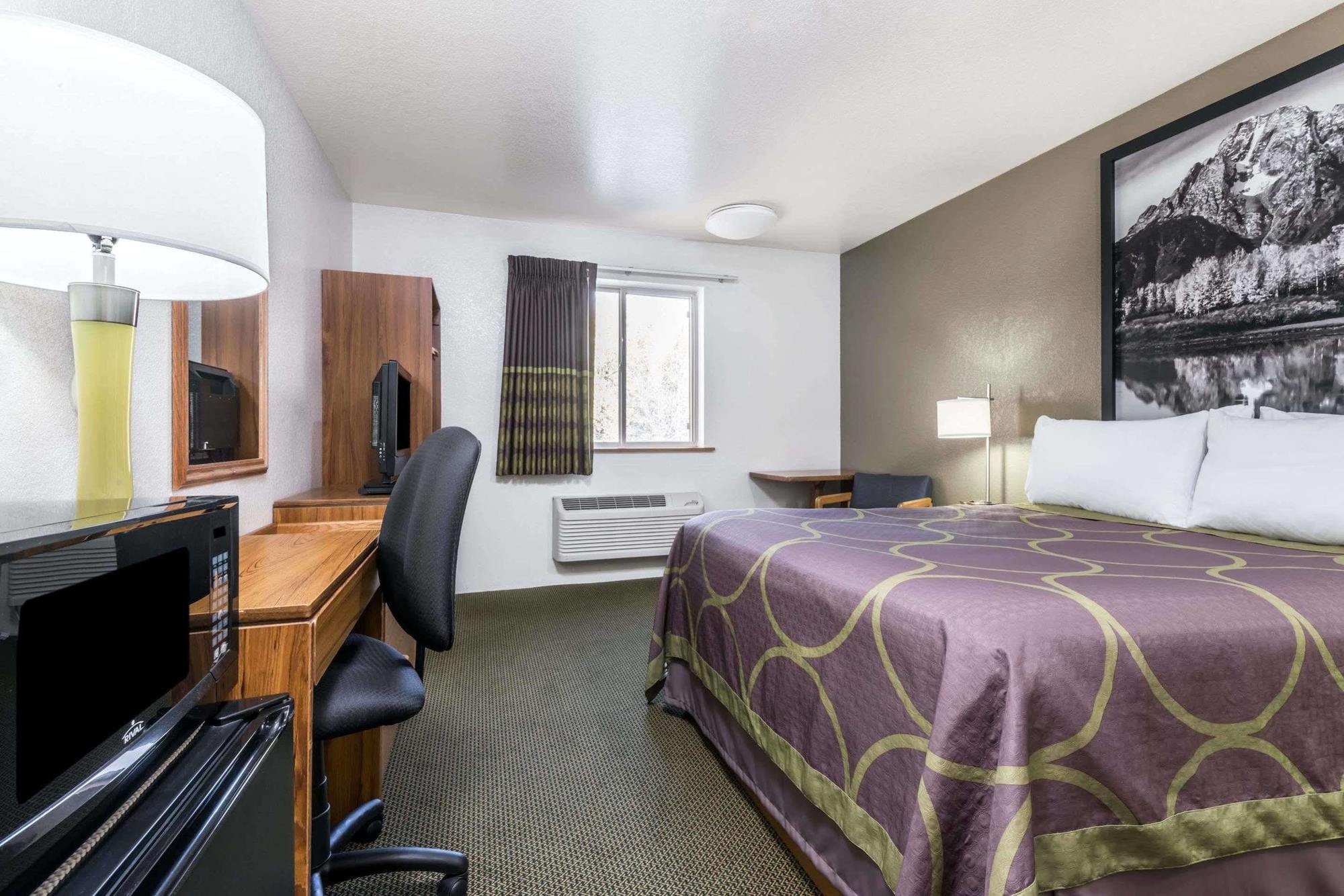 Super 8 By Wyndham Missoula/Reserve St. Eksteriør billede