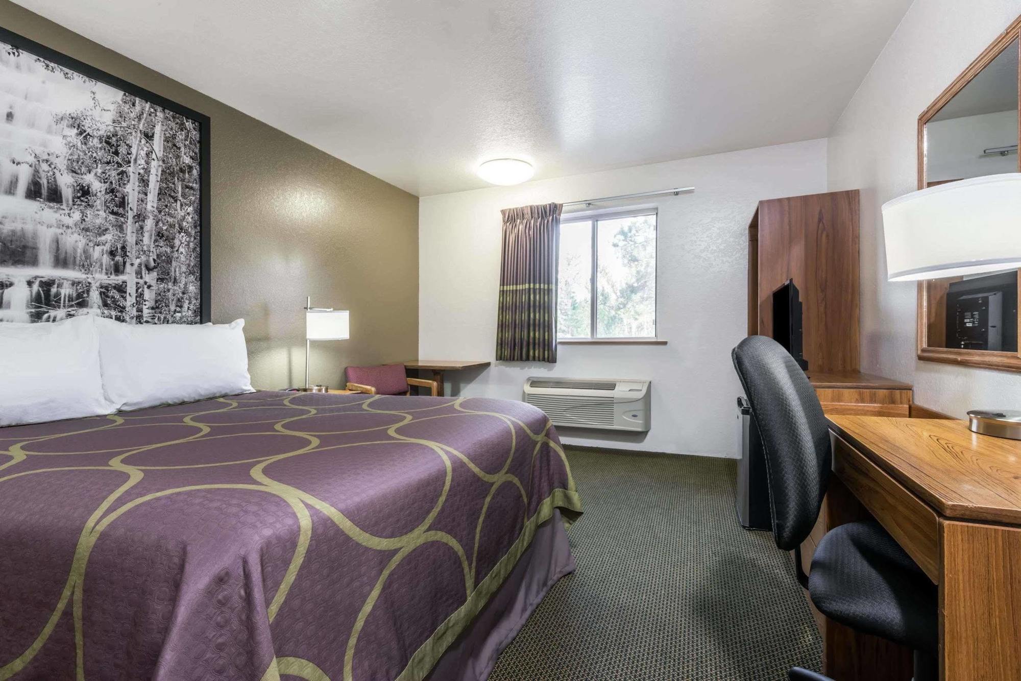 Super 8 By Wyndham Missoula/Reserve St. Eksteriør billede
